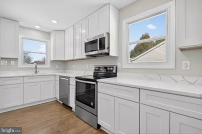 222 Chelsea Road, Pasadena, MD 21122 - Photo 5