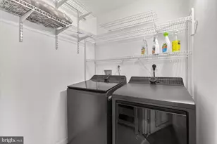 633 Admiral Dr, Annapolis, MD 21401 - Photo 25