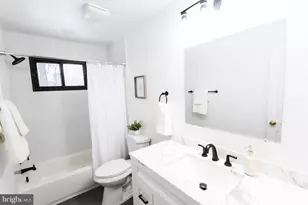 545 Crestpark Dr, Glen Burnie, MD 21061 - Photo 19