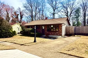 545 Crestpark Dr, Glen Burnie, MD 21061 - Photo 1