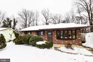 545 Crestpark Dr, Glen Burnie, MD 21061 - Photo 1