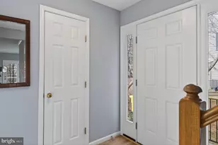 592 Quaker Ridge Ct, Arnold, MD 21012 - Photo 17