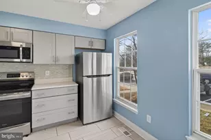 592 Quaker Ridge Ct, Arnold, MD 21012 - Photo 13