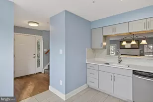 592 Quaker Ridge Ct, Arnold, MD 21012 - Photo 9