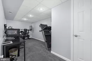 851 N Shore Dr, Glen Burnie, MD 21060 - Photo 35