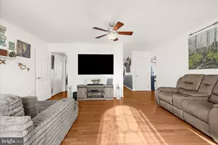 851 N Shore Dr, Glen Burnie, MD 21060 - Photo 7