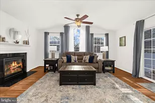 851 N Shore Dr, Glen Burnie, MD 21060 - Photo 5