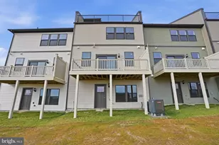 1352 Crested Wood Dr, Laurel, MD 20724 - Photo 3