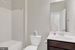 219 Oakpine Dr, Laurel, MD 20724 - Photo 9