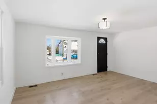 5600 Patrick Henry Dr, Baltimore, MD 21225 - Photo 9