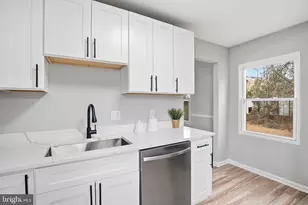 8215 Consett Ct, Severn, MD 21144 - Photo 15