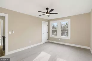 105 Maple Ave, Pasadena, MD 21122 - Photo 17