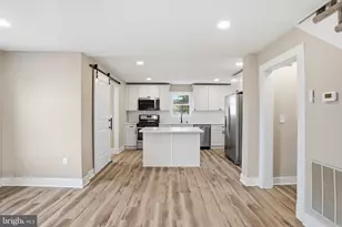 105 Maple Ave, Pasadena, MD 21122 - Photo 9