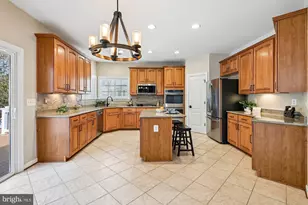 614 Crawfords Ridge Rd, Odenton, MD 21113 - Photo 11