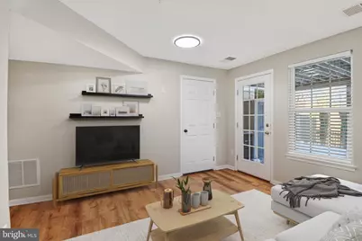 944 Hopkins Corner, Glen Burnie, MD 21060 - Photo 17