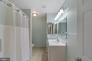 8556 Kim Marie Ct, Pasadena, MD 21122 - Photo 19