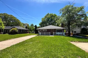 7686 Briar Ln, Pasadena, MD 21122 - Photo 9