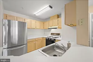 3553 Floating Leaf Ln, Laurel, MD 20724 - Photo 3