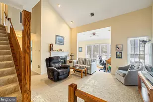 2702 Summerview Way, Annapolis, MD 21401 - Photo 3