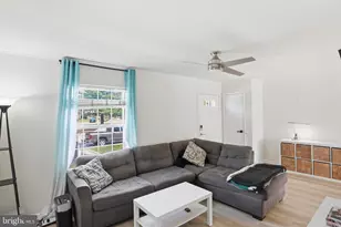 814 Seal Harbour, Pasadena, MD 21122 - Photo 5