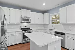 7910 Beach Plum Ln, Severn, MD 21144 - Photo 15