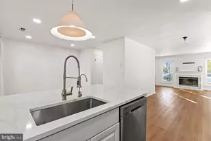 9 Edgewood Green Ct, Annapolis, MD 21403 - Photo 9