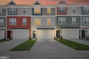 7830 Wolf Run Ln, Severn, MD 21144 - Photo 1