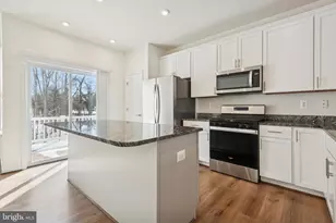 7830 Wolf Run Ln, Severn, MD 21144 - Photo 5