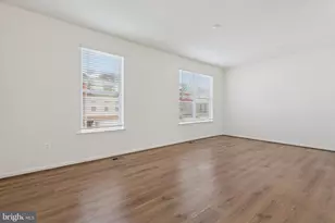 7830 Wolf Run Ln, Severn, MD 21144 - Photo 9