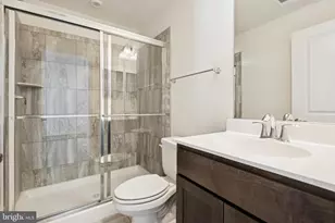 7831 Wolf Run Ln, Severn, MD 21144 - Photo 9