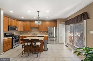 3231 Purple Leaf Ln, Laurel, MD 20724 - Photo 9