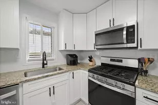 413 Elm Ave, Glen Burnie, MD 21061 - Photo 13