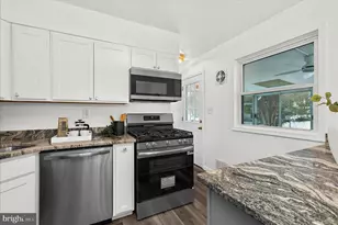 405 Rugby Ave, Baltimore, MD 21225 - Photo 11