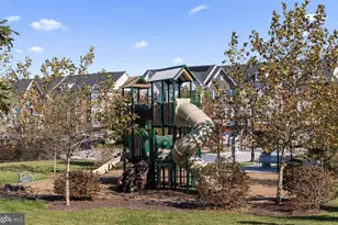 8305 Meadowood Dr, Hanover, MD 21076 - Photo 33