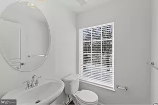 122 Kindred Way, Glen Burnie, MD 21061 - Photo 15