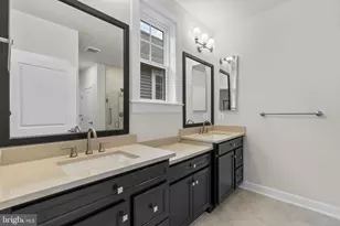 1223 Oleander Wy, Odenton, MD 21113 - Photo 25