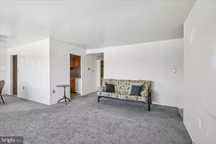 355 Gatewater Ct, Glen Burnie, MD 21060 - Photo 13