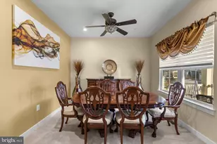 8193 Hickory Hollow Dr, Glen Burnie, MD 21060 - Photo 21