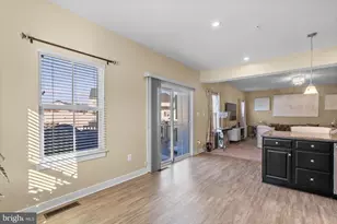 8193 Hickory Hollow Dr, Glen Burnie, MD 21060 - Photo 11