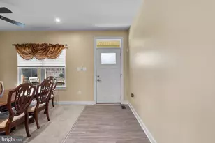 8193 Hickory Hollow Dr, Glen Burnie, MD 21060 - Photo 19