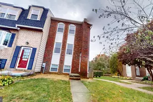 2535 Vineyard Ln, Crofton, MD 21114 - Photo 1