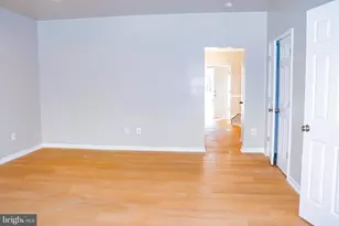 7711 Allen Wood Ct, Glen Burnie, MD 21061 - Photo 9