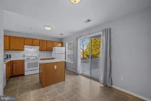 1410 Flatwood Ct, Crofton, MD 21114 - Photo 9