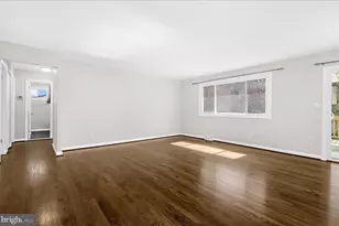 251 Scotts Manor Dr, Glen Burnie, MD 21061 - Photo 13