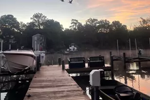 787 Powhatan Beach Rd, Pasadena, MD 21122 - Photo 7