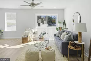 715 Hammonds Ln, Brooklyn, MD 21225 - Photo 9