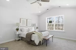 715 Hammonds Ln, Brooklyn, MD 21225 - Photo 15