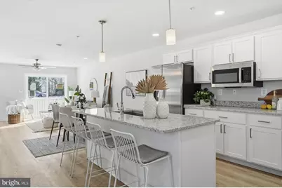 715 Hammonds Lane, Brooklyn, MD 21225 - Photo 3