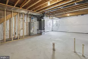 715 Hammonds Ln, Brooklyn, MD 21225 - Photo 25