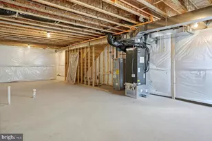 715 Hammonds Ln, Brooklyn, MD 21225 - Photo 27